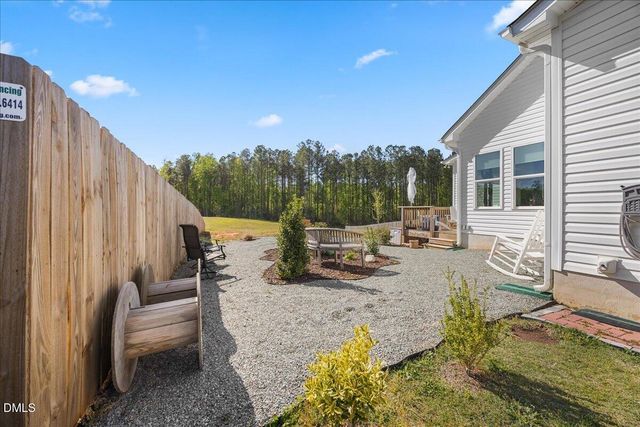 469 Olde Place Drive, Zebulon, NC 27597