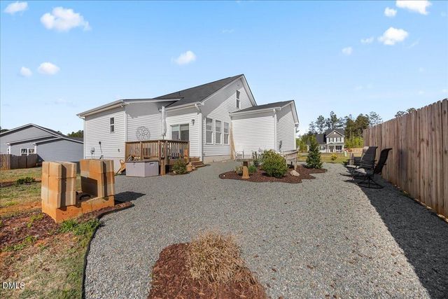 469 Olde Place Drive, Zebulon, NC 27597