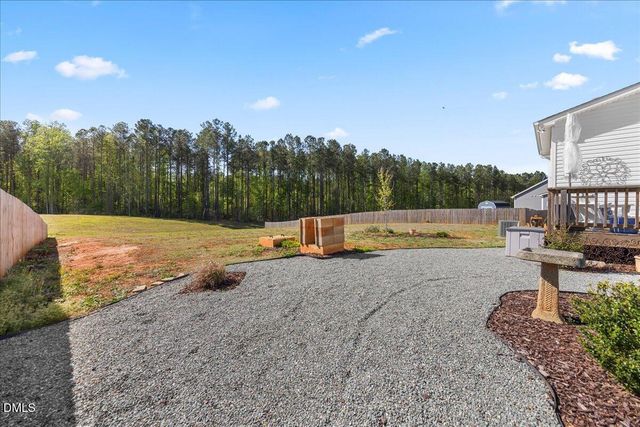 469 Olde Place Drive, Zebulon, NC 27597