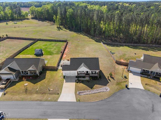 469 Olde Place Drive, Zebulon, NC 27597