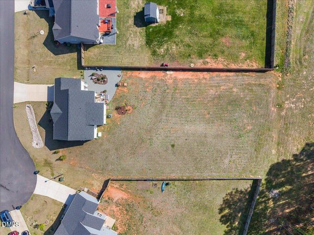 469 Olde Place Drive, Zebulon, NC 27597