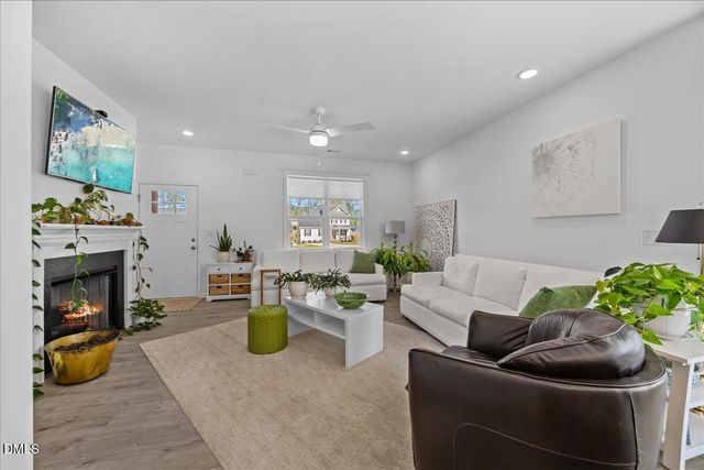 469 Olde Place Drive, Zebulon, NC 27597