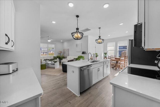 469 Olde Place Drive, Zebulon, NC 27597