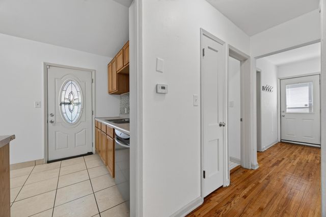 1217 7th Avenue S, South Saint Paul, MN 55075