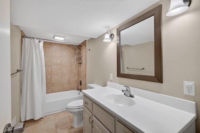 1217 7th Avenue S, South Saint Paul, MN 55075