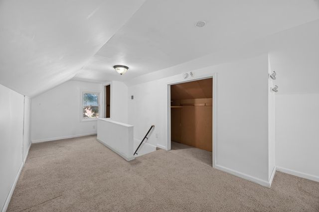 1217 7th Avenue S, South Saint Paul, MN 55075