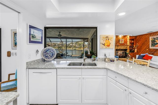 771 SUWANNEE COURT NE, St Petersburg, FL 33702