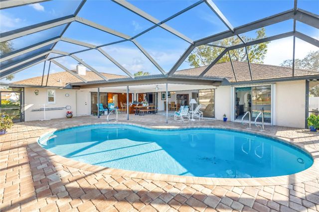 771 SUWANNEE COURT NE, St Petersburg, FL 33702