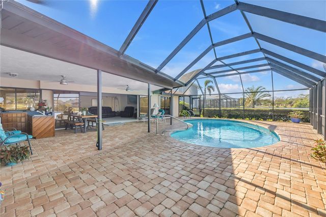 771 SUWANNEE COURT NE, St Petersburg, FL 33702