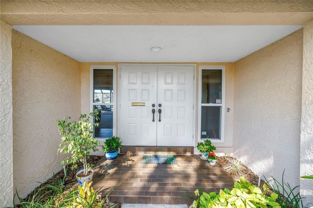 771 SUWANNEE COURT NE, St Petersburg, FL 33702