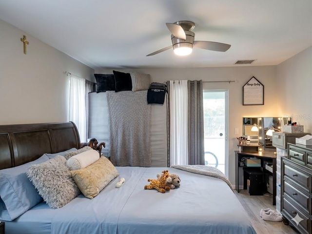 2166 VILLA GREEN AVENUE, North Port, FL 34288
