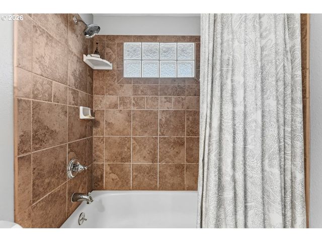 3001 Se CONCORD Rd, Milwaukie, OR 97267