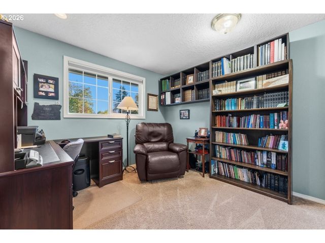 3001 Se CONCORD Rd, Milwaukie, OR 97267