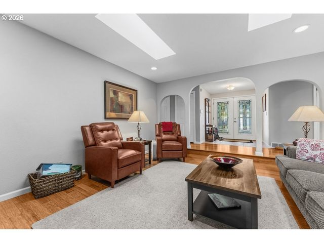 3001 Se CONCORD Rd, Milwaukie, OR 97267