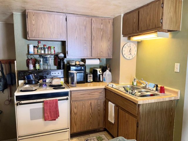 134 N ADAMS STREET, Oconto Falls, WI 54154