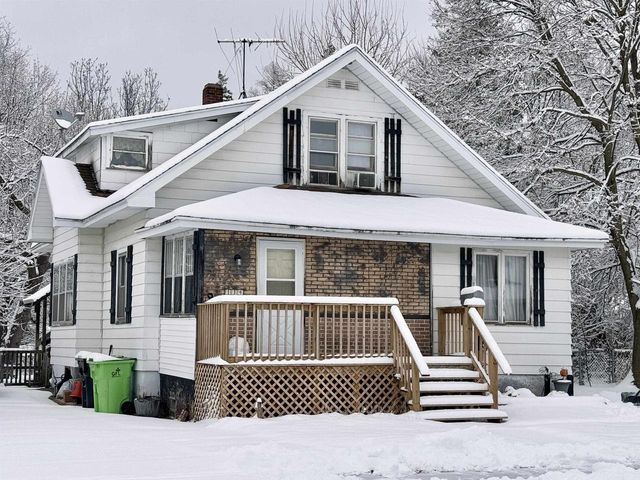 134 N ADAMS STREET, Oconto Falls, WI 54154