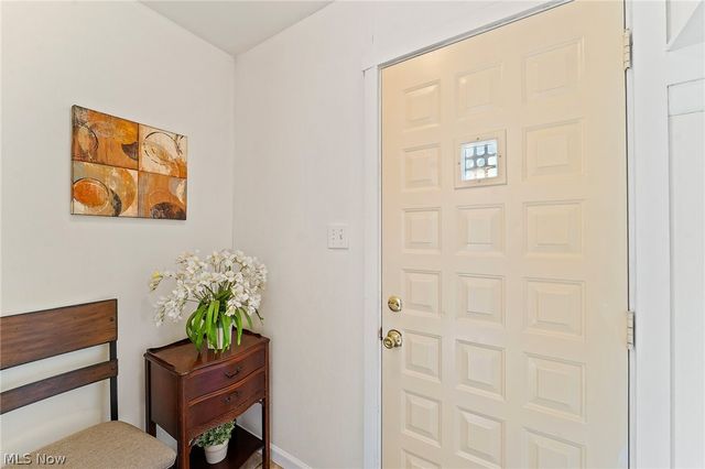 156 S Roanoke Avenue, Austintown, OH 44515
