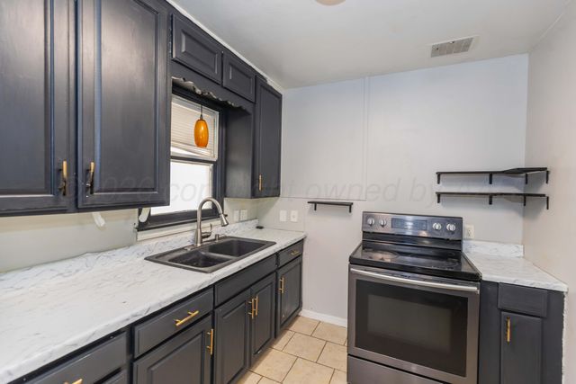 4110 S LIPSCOMB Street, Amarillo, TX 79110