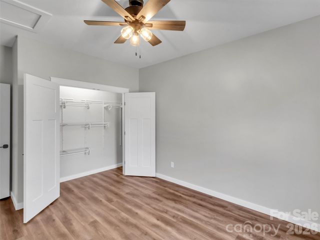 171 Peyton Elaine Road, Clyde, NC 28721