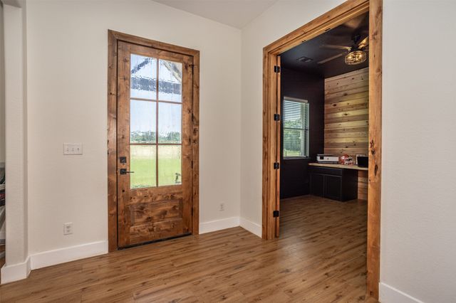 405 County Road 156, Whitesboro, TX 76273