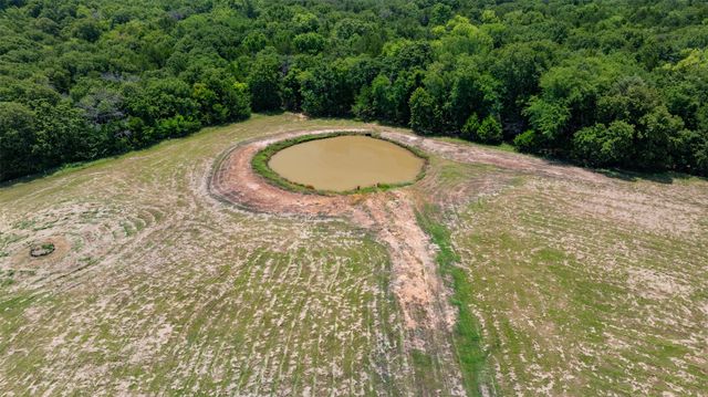 405 County Road 156, Whitesboro, TX 76273