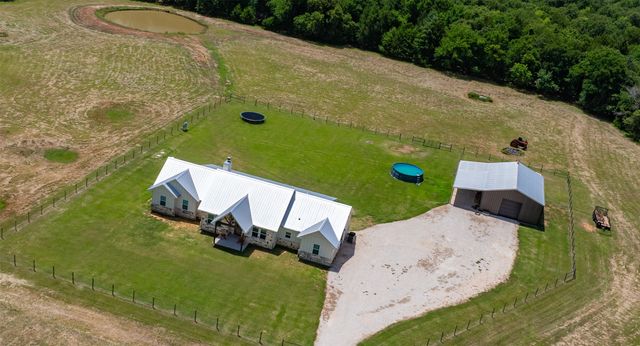 405 County Road 156, Whitesboro, TX 76273