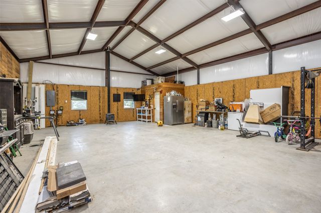 405 County Road 156, Whitesboro, TX 76273