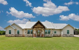 405 County Road 156, Whitesboro, TX 76273