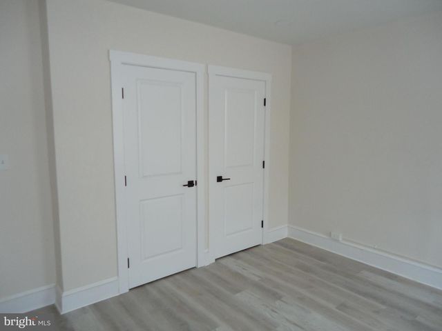 2807 CLIFTON AVE, Baltimore, MD 21216