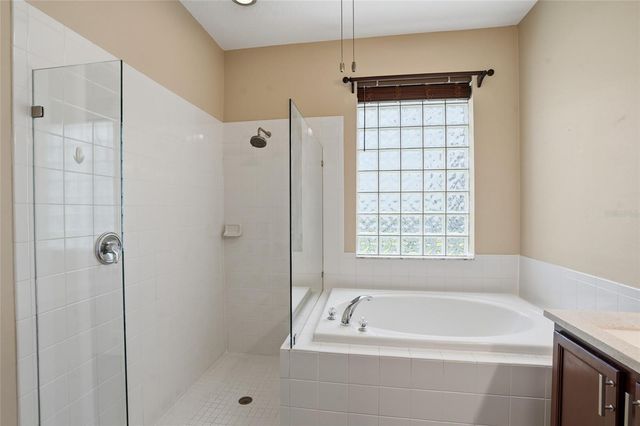 29725 CEDAR WAXWING DRIVE, Wesley Chapel, FL 33545