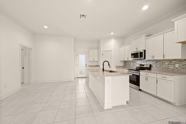 16103 Knoll Creek Ave, Baton Rouge, LA 70817