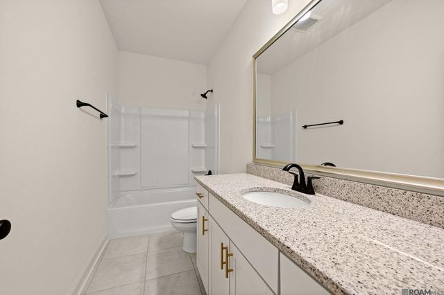 16103 Knoll Creek Ave, Baton Rouge, LA 70817