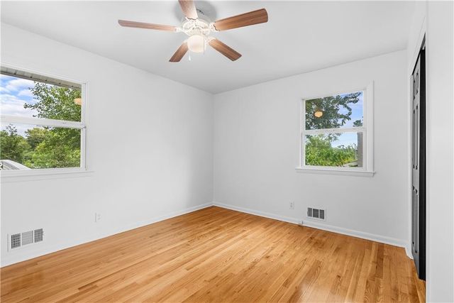 15412 E 42nd Place, Independence, MO 64055