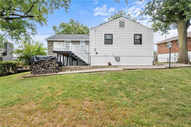 15412 E 42nd Place, Independence, MO 64055