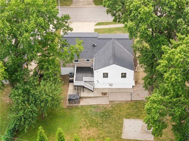15412 E 42nd Place, Independence, MO 64055