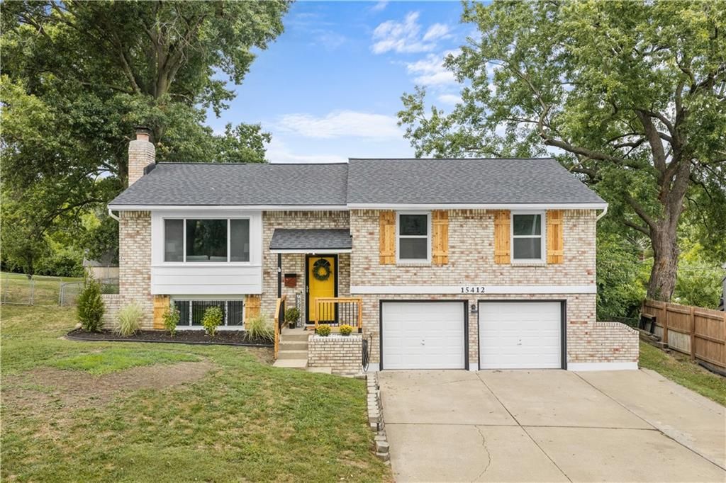 15412 E 42nd Place, Independence, MO 64055