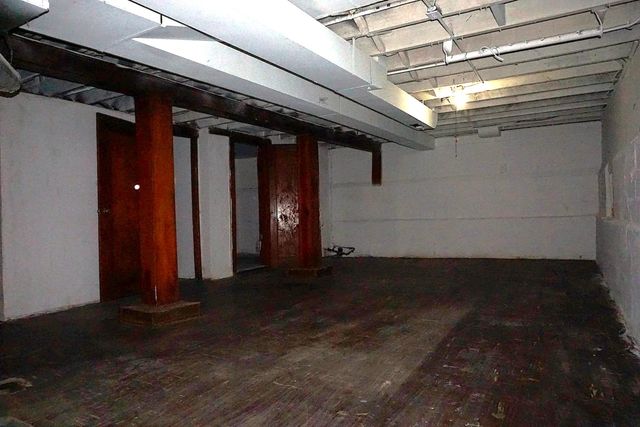 2866 Dekalb Street, Lake Station, IN 46405