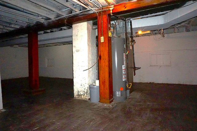 2866 Dekalb Street, Lake Station, IN 46405