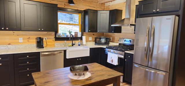 248 Lower Smithfield Road, Tellico Plains, TN 37385