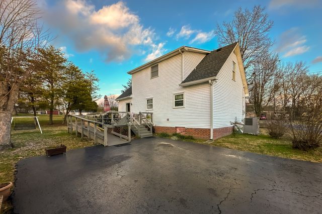 1311 Glenoaks Rd, Shelbyville, TN 37160