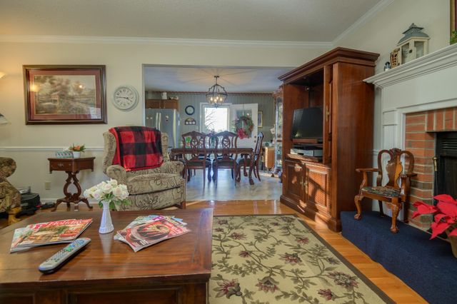 1311 Glenoaks Rd, Shelbyville, TN 37160