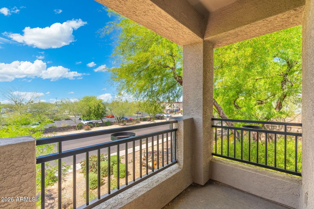 Image 18 of property listing at 16825 N 14TH Street 121, Phoenix, AZ 85022