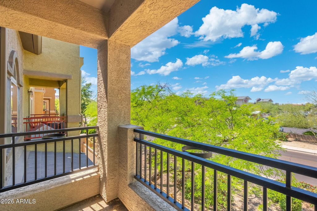 Image 19 of property listing at 16825 N 14TH Street 121, Phoenix, AZ 85022