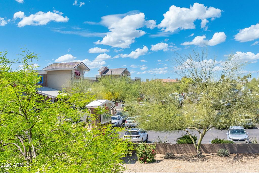 Image 20 of property listing at 16825 N 14TH Street 121, Phoenix, AZ 85022