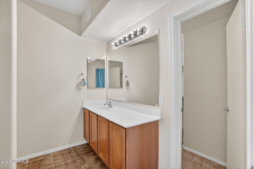 Image 24 of property listing at 16825 N 14TH Street 121, Phoenix, AZ 85022