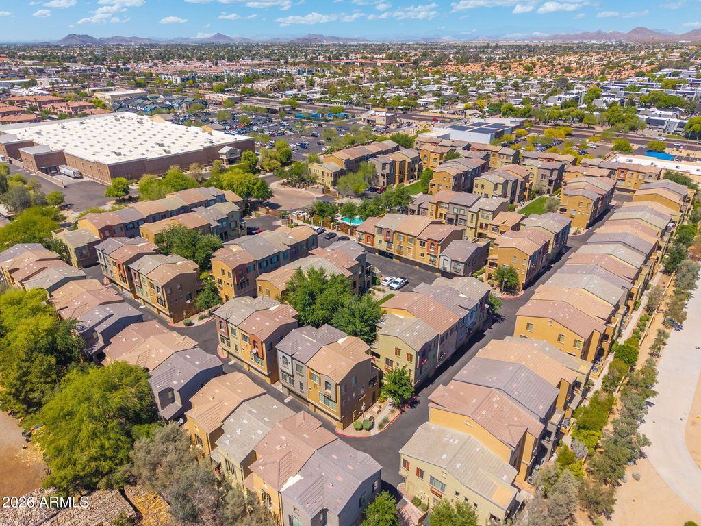 Image 54 of property listing at 16825 N 14TH Street 121, Phoenix, AZ 85022