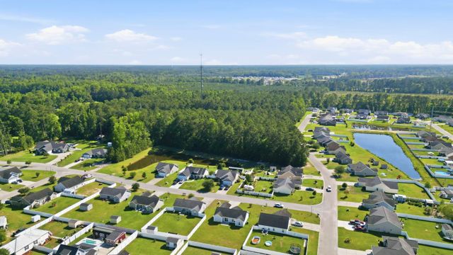 142 Corbin Tanner Dr., Conway, SC 29527