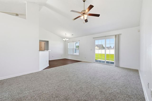 142 Corbin Tanner Dr., Conway, SC 29527