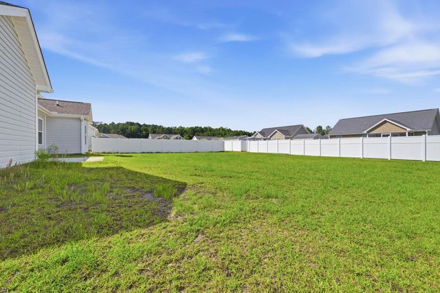 142 Corbin Tanner Dr., Conway, SC 29527