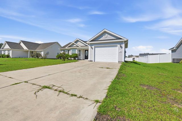142 Corbin Tanner Dr., Conway, SC 29527